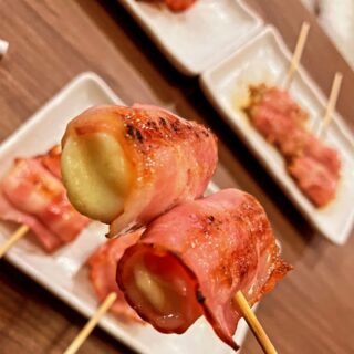 毎度ありがとうございます！ やきとりてるちゃんです…